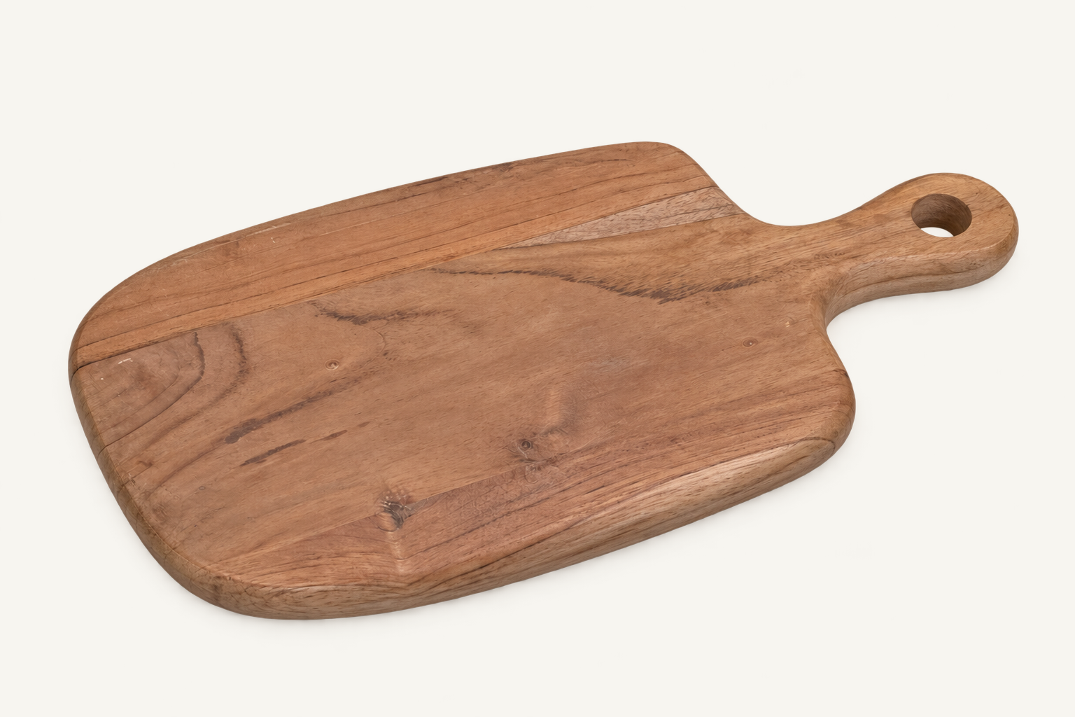 CABANA_STD_CATALOG_3 | Curved Teak Serving Board | run:issue-19-20260823T142348Z-7983044493405 | attempt:1