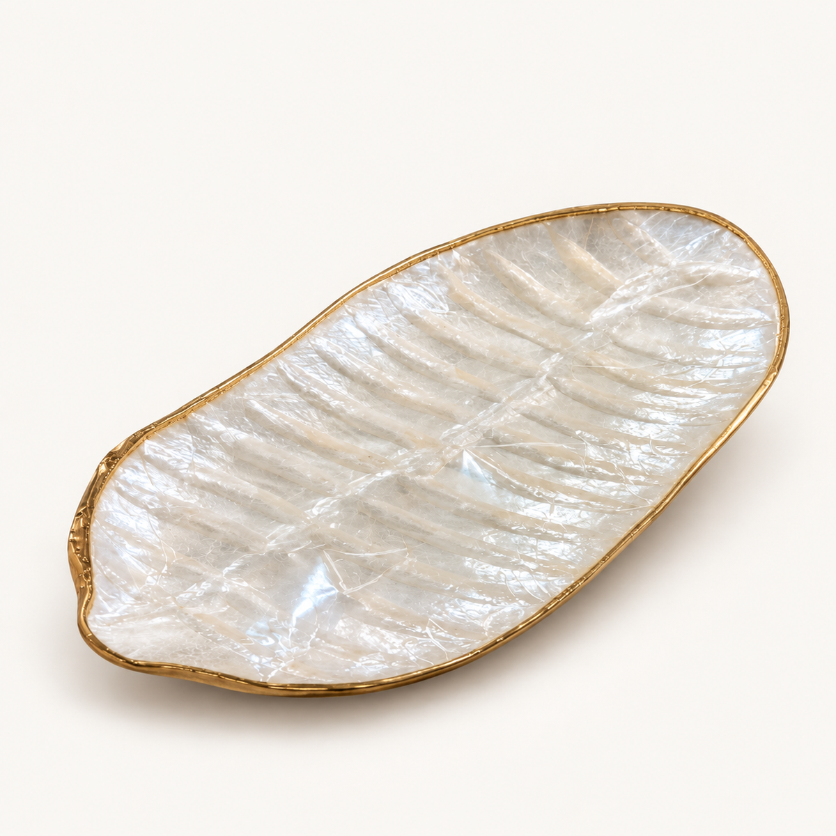 Ribbed Mother-of-Pearl Leaf Bowl: image 4