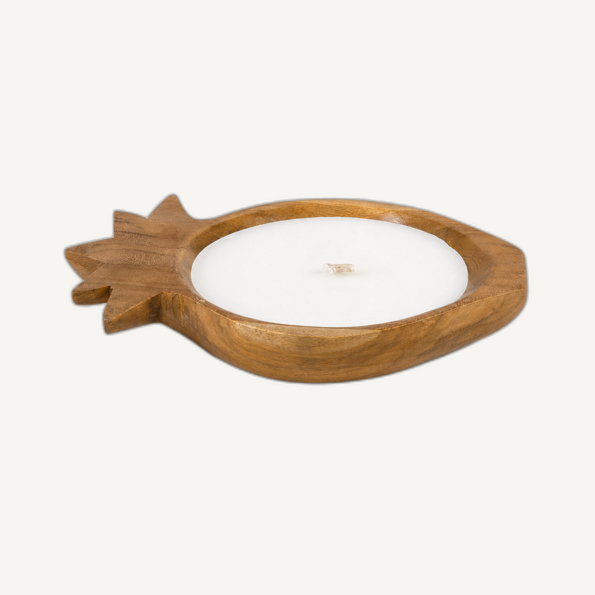 pineapple candle angle-3 on Cabana off-white background