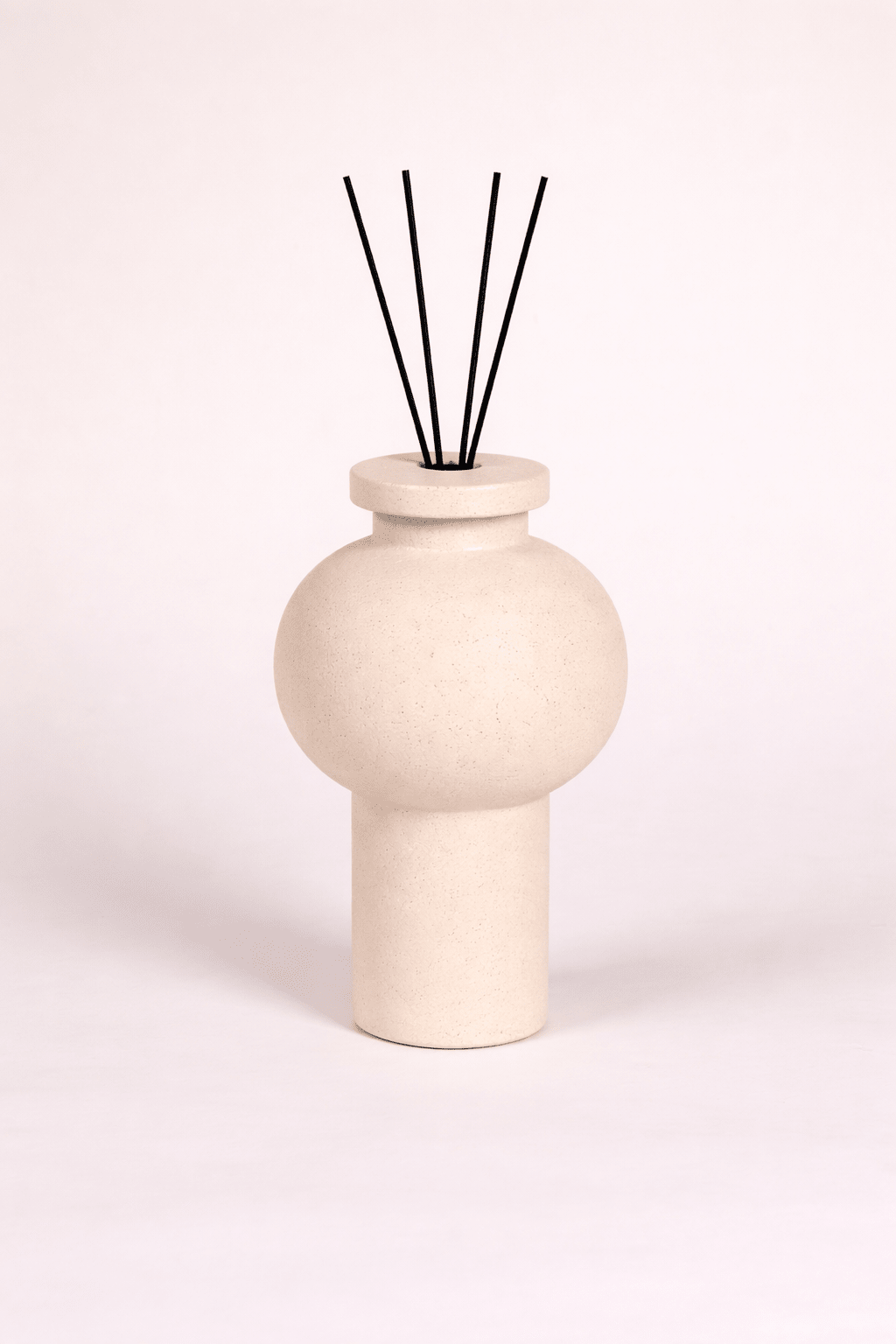 Decorative diffusers for bedrooms, bathrooms and organic interiors