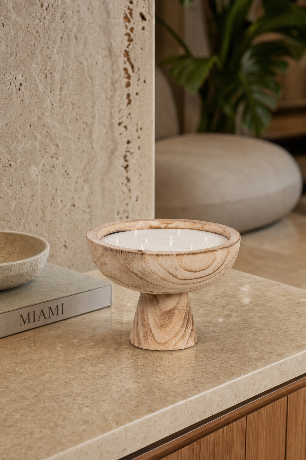 CABANA_STD_AMBIENCE | Wide Wood Grail Candle | run:issue-19-20260823T142348Z-8043953487965 | attempt:1